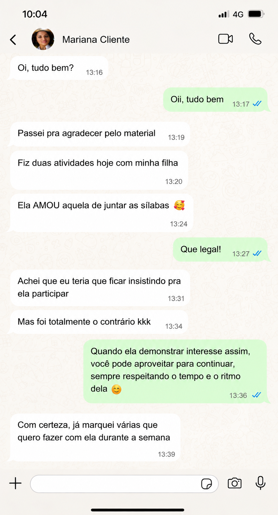 Print de conversa no WhatsApp: Mariana contando que a filha amou a atividade de juntar sílabas